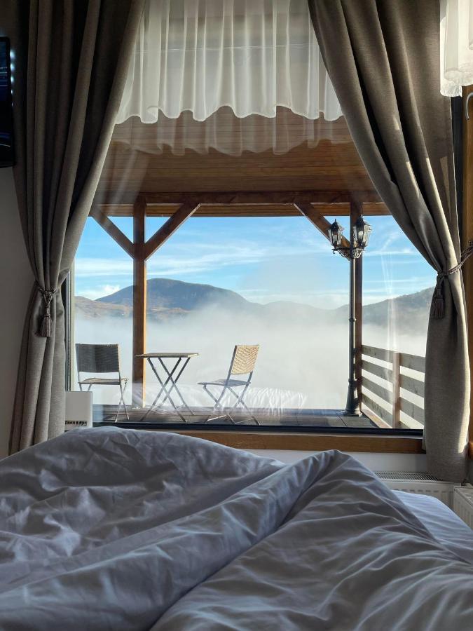 Holiday home Casuta Din Valea Iepii
